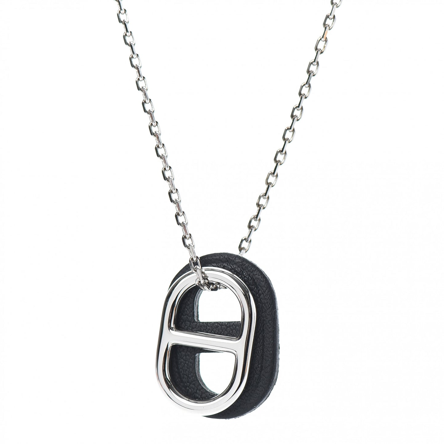 Swift O'Maillon Pendant Necklace Black