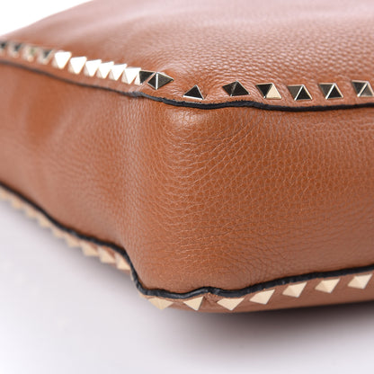 Valentino Garavani Pebbled Calfskin Large Rockstud Flip-Lock Messenger Bag Light Cuir 5 of 16