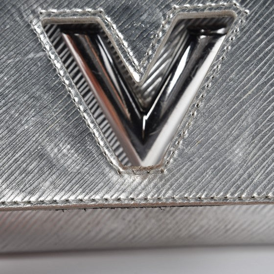 Epi Twist Shoulder Bag PM Argent