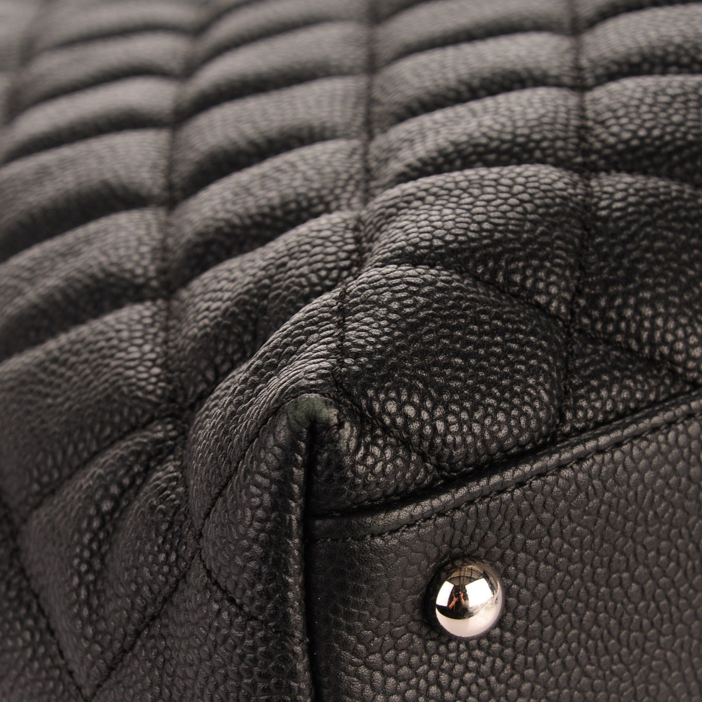 Caviar Quilted Easy Zip Tote Black