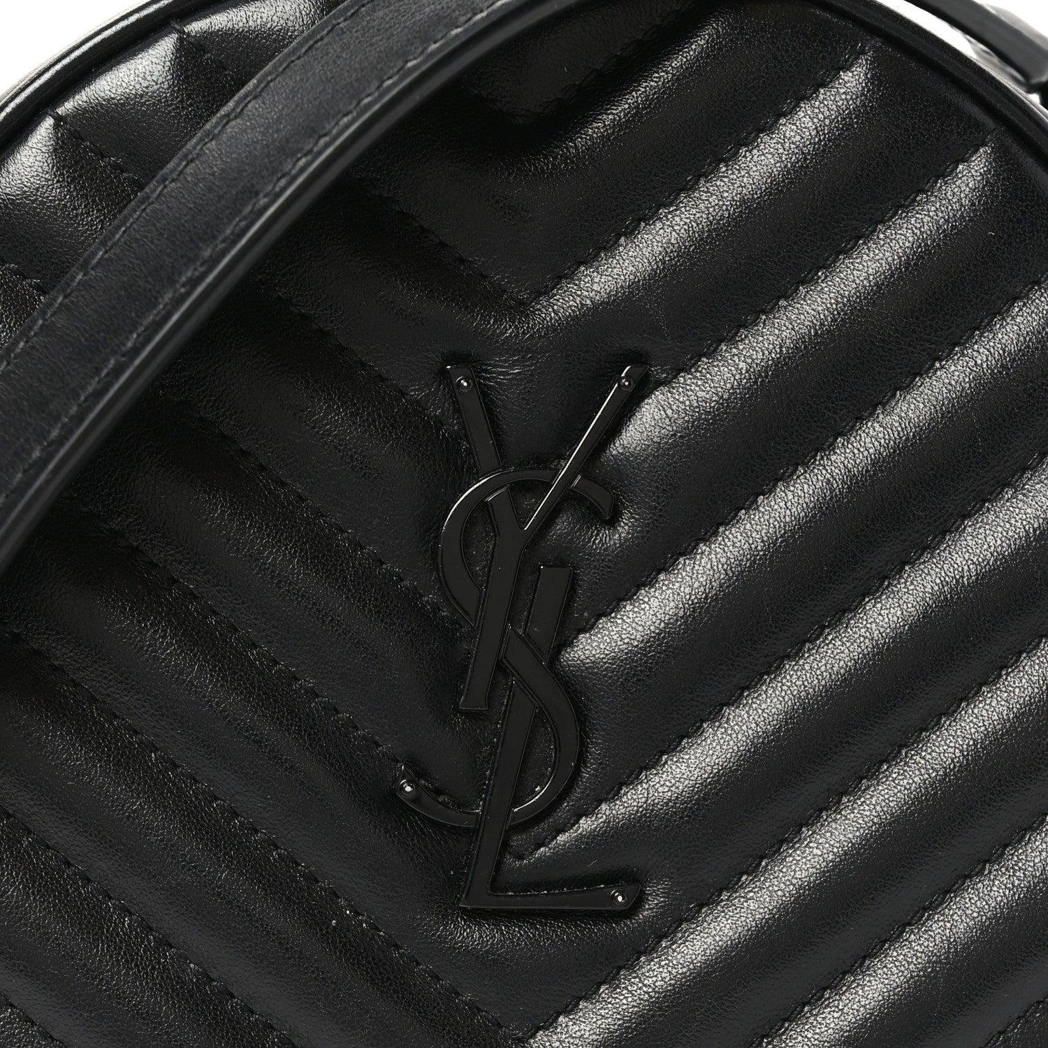 Saint Laurent Calfskin Matelasse Chevron Round Vinyle Camera Bag Black 8 of 11