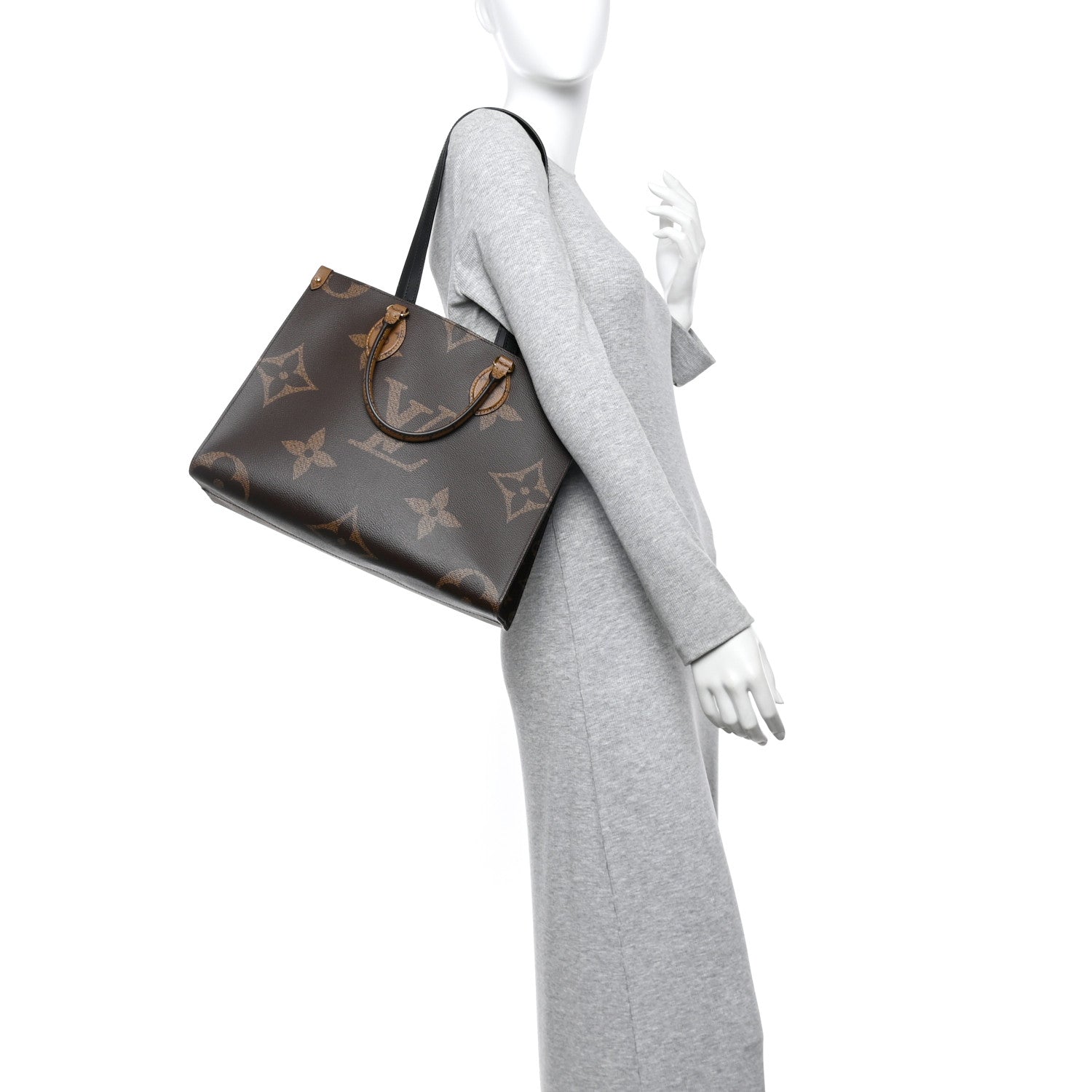 Louis Vuitton Reverse Monogram Giant Onthego MM 2 of 10
