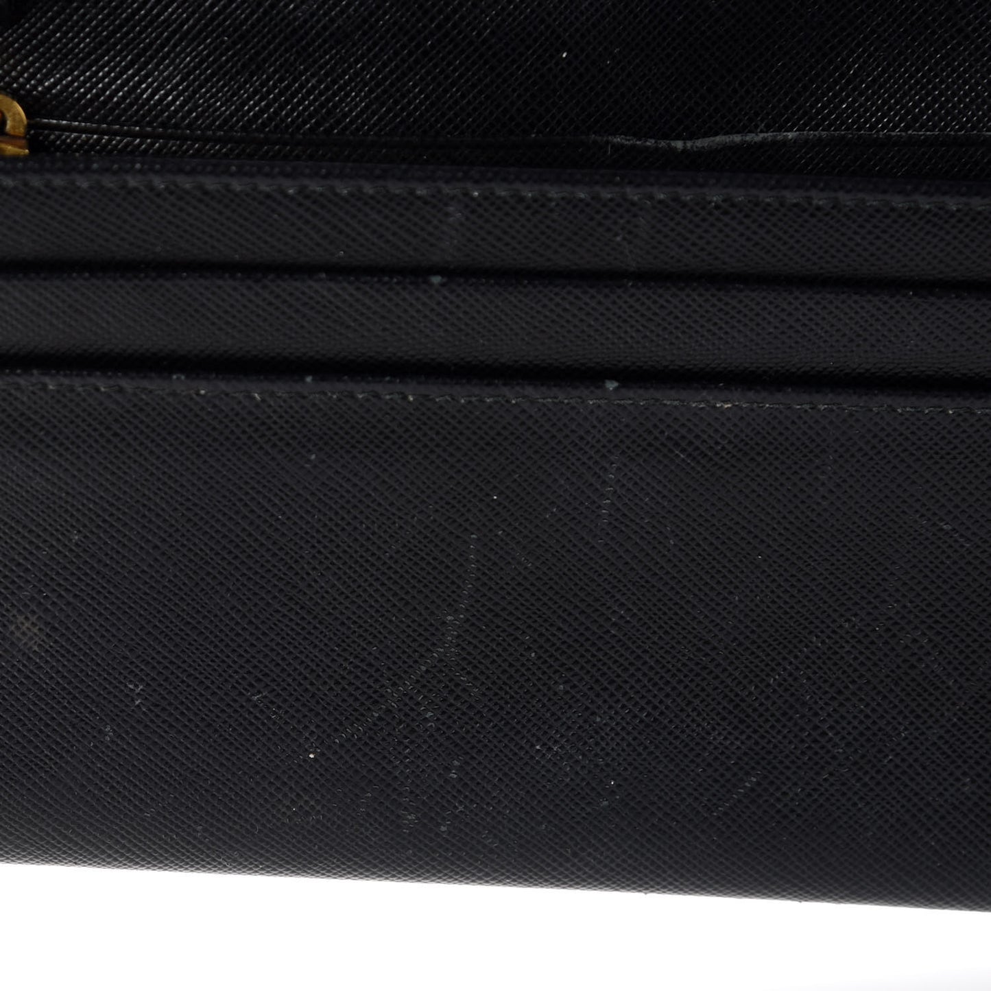Saffiano Metal Oro Chain Wallet Black