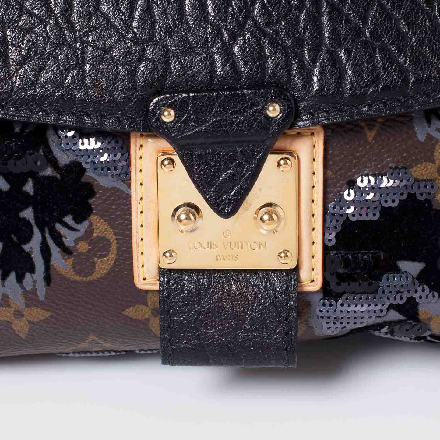 Monogram Fleur De Jais Carrousel