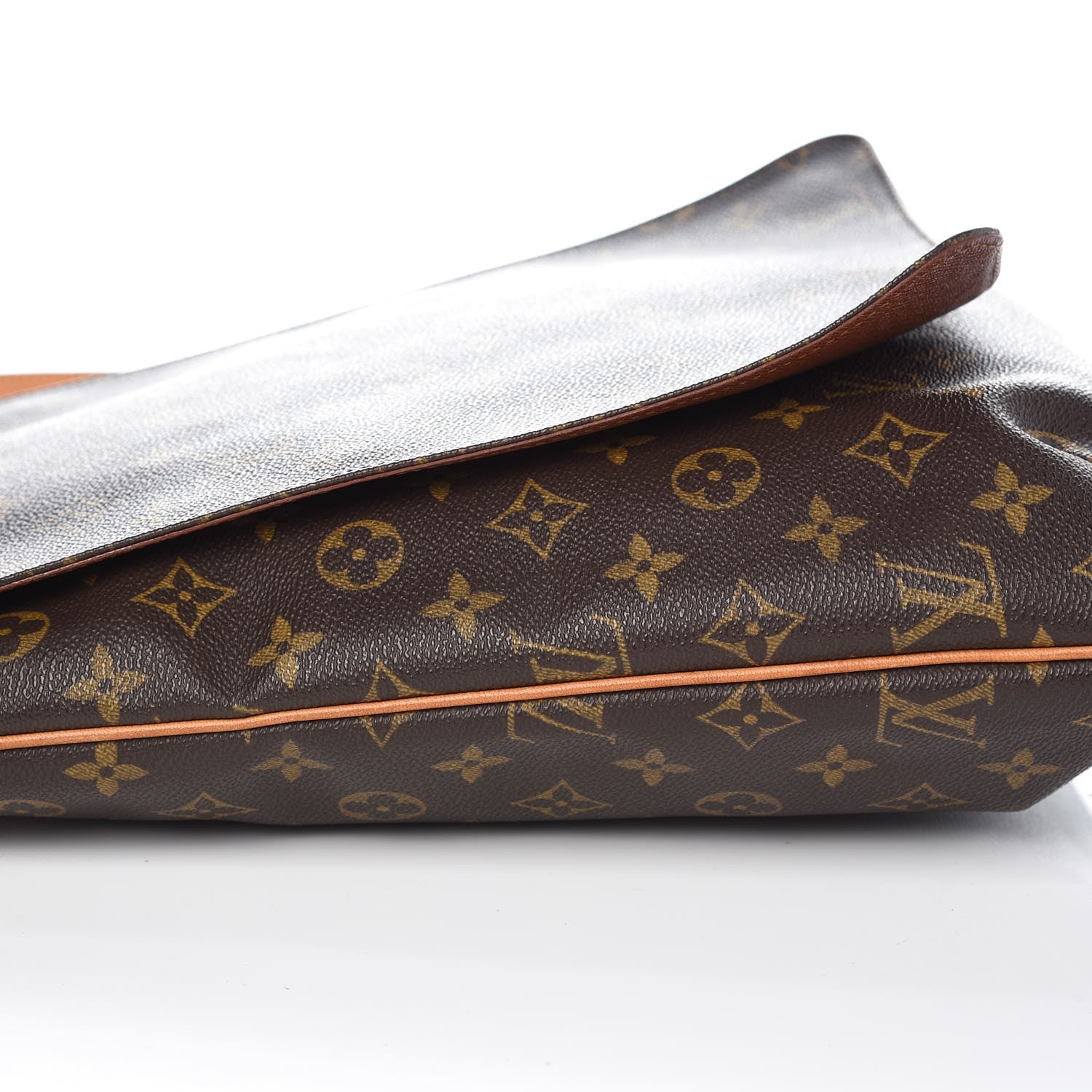 Louis Vuitton Monogram Musette GM 14 of 15