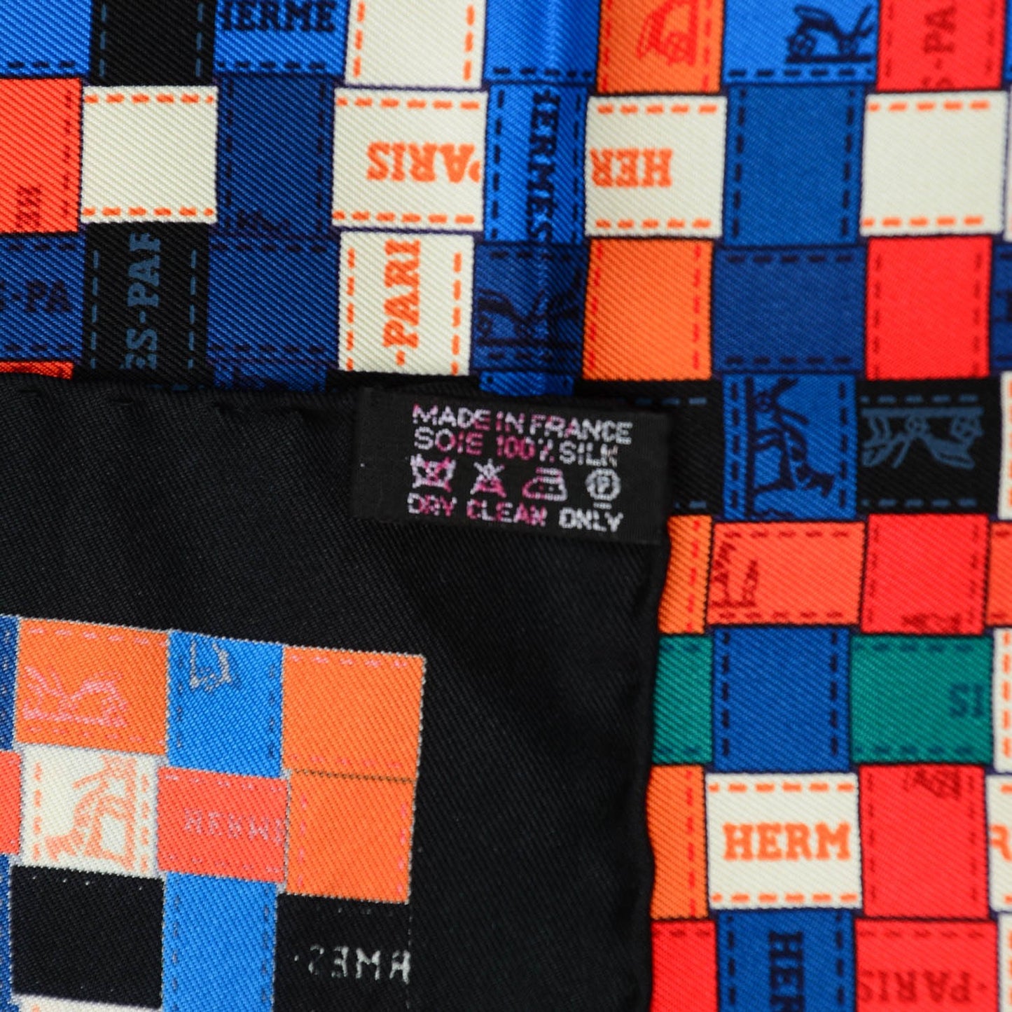 Silk Bolduc Au Carre Scarf 90