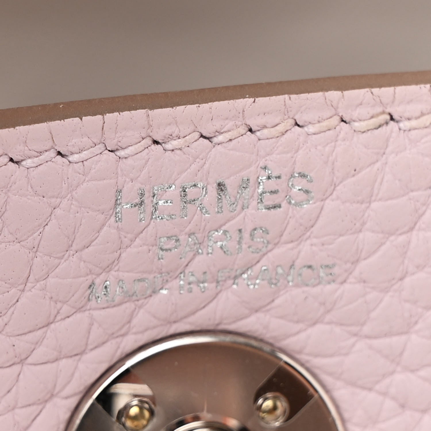 Hermes Taurillon Clemence Verso Mini Lindy 20 Mauve Pale Mushroom 6 of 11