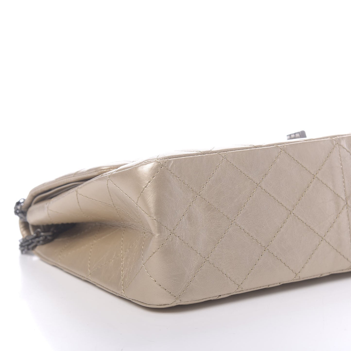 Metallic Aged Calfskin Quilted 2.55 Reissue 227 Flap Light Gold