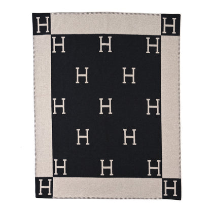 Hermes Wool Cashmere Signature Avalon Blanket Ecru Gris Fonce 3 of 5