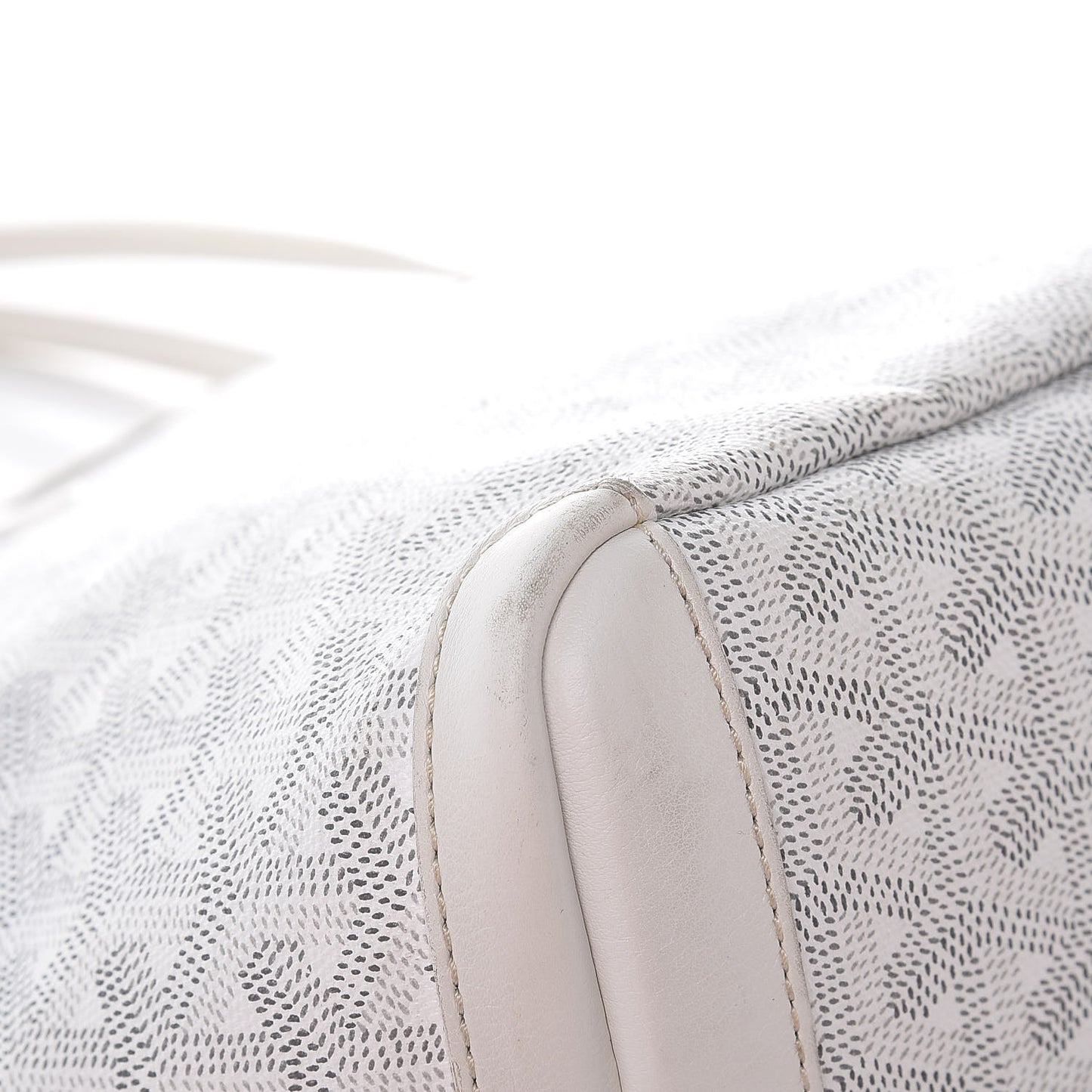 Goyardine Artois PM White