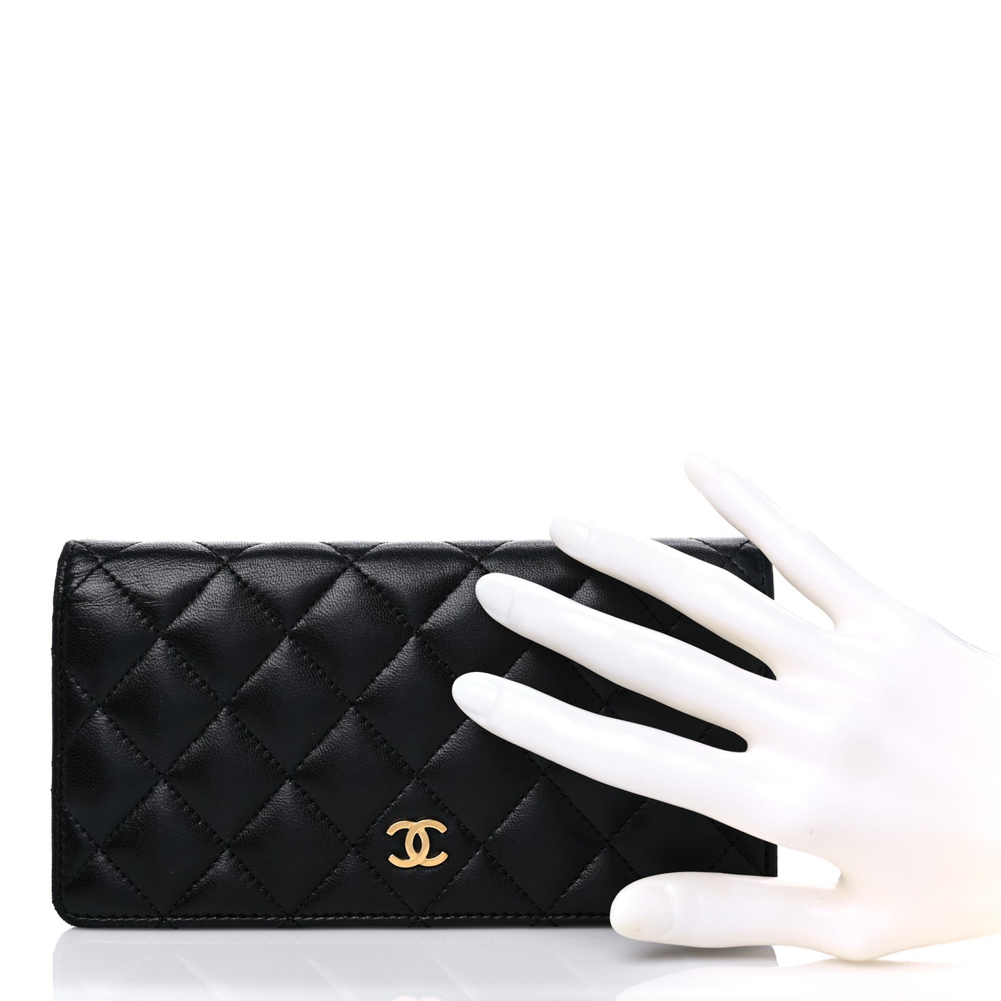 Lambskin Quilted Yen Wallet Black