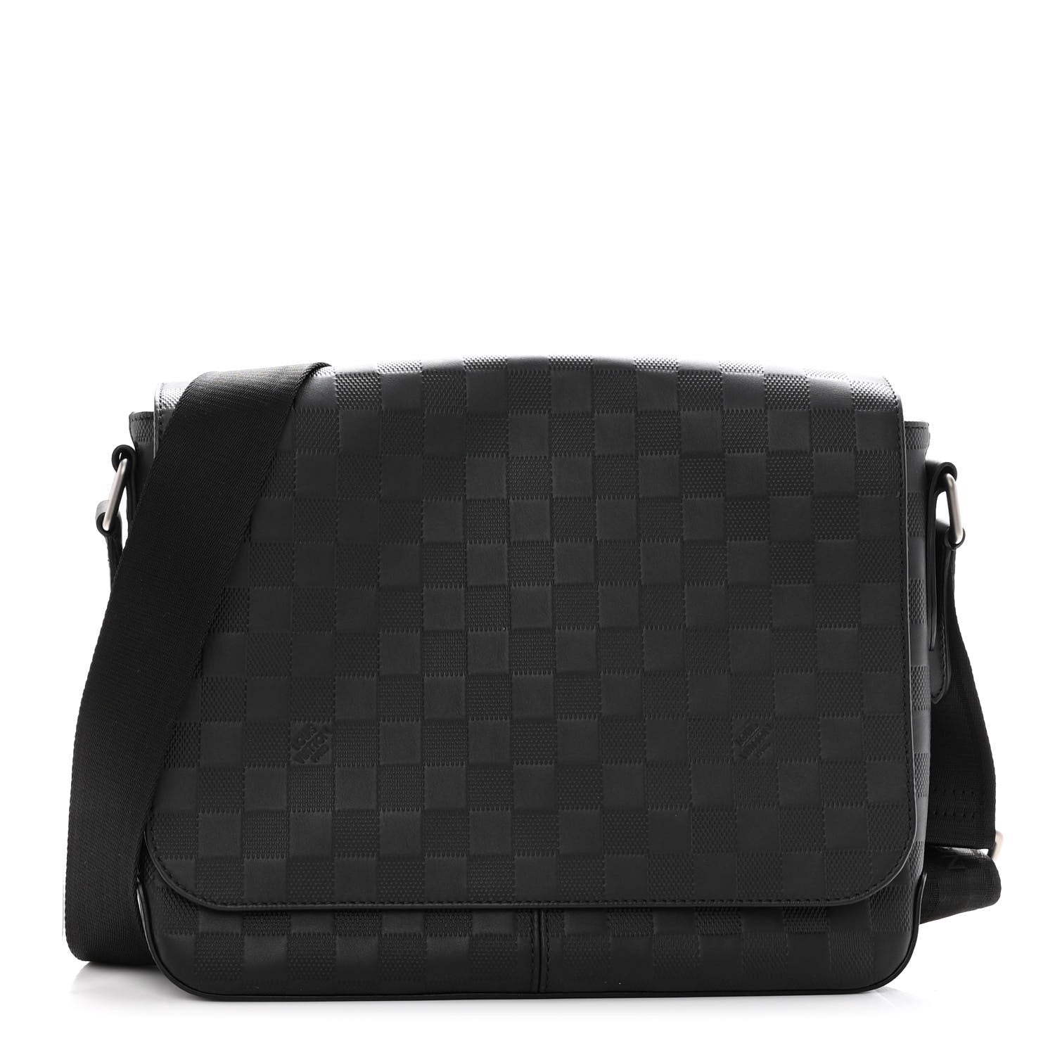 Louis Vuitton Damier Infini District Messenger Onyx 1 of 8