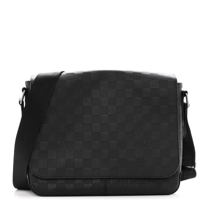 Louis Vuitton Damier Infini District Messenger Onyx 1 of 8