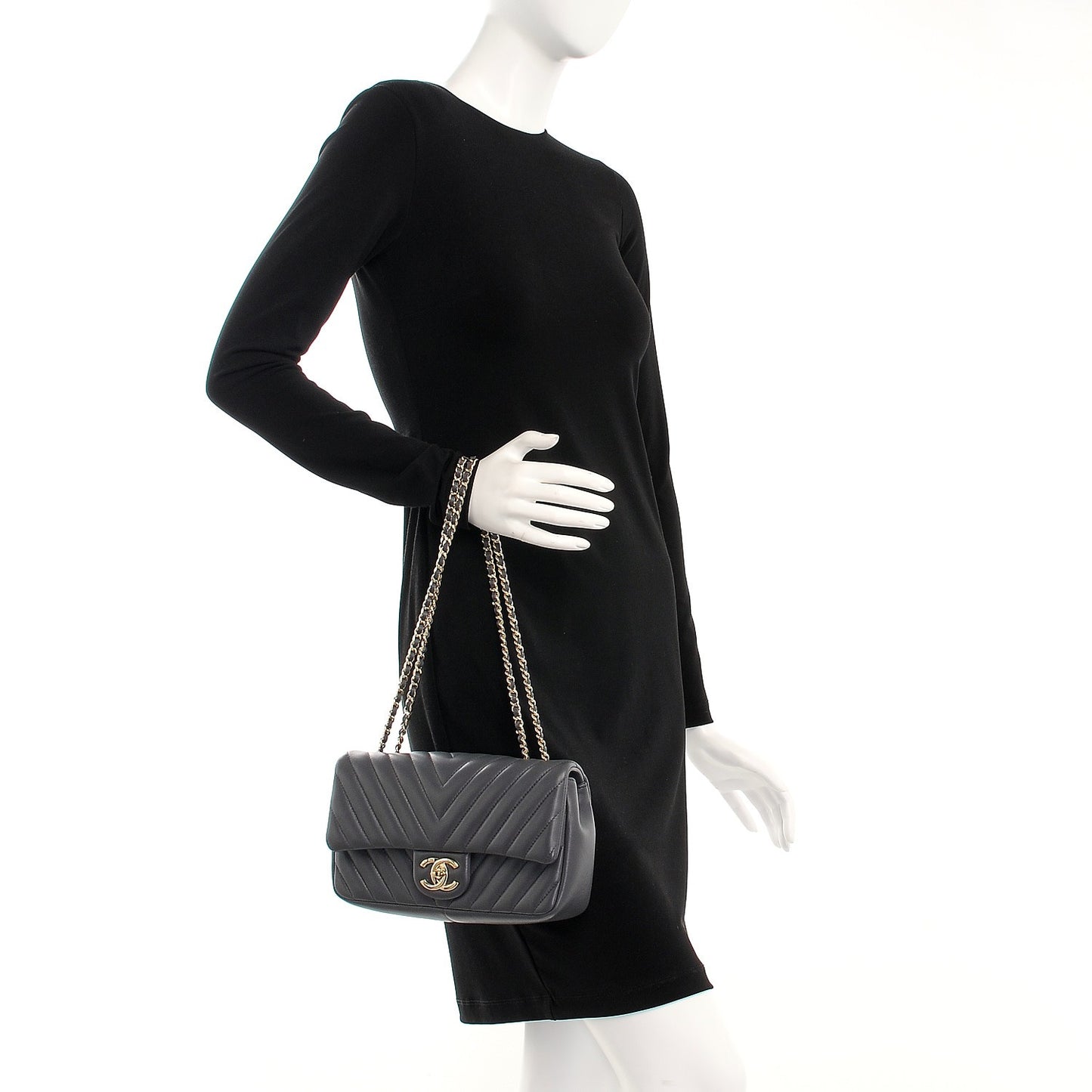Lambskin Surpique Chevron Quilted Small Single Flap Grey