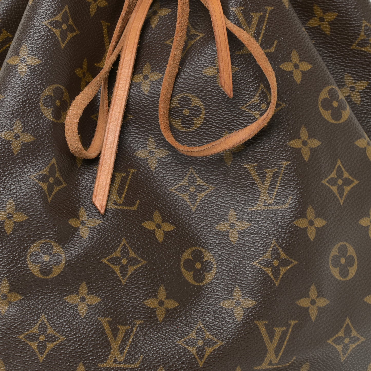 Monogram Noe