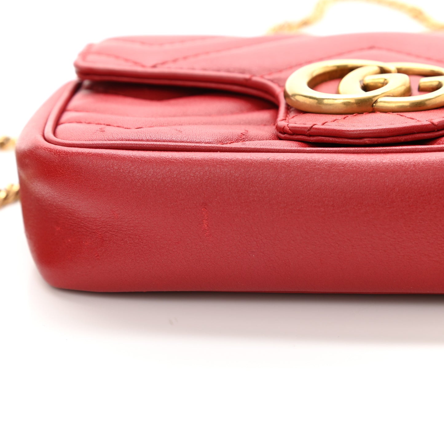 Calfskin Matelasse Super Mini GG Marmont Shoulder Bag Hibiscus Red