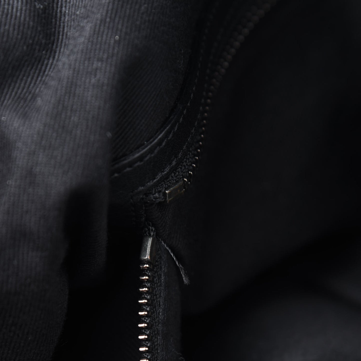 Lambskin Medium Nightingale Black