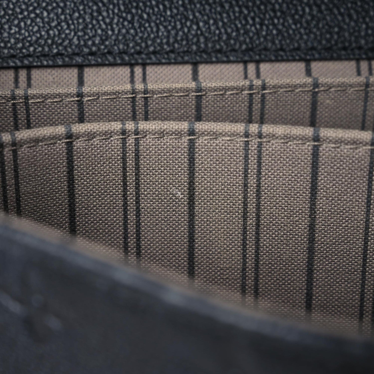 Louis Vuitton Empreinte Pochette Metis Black 16 of 17