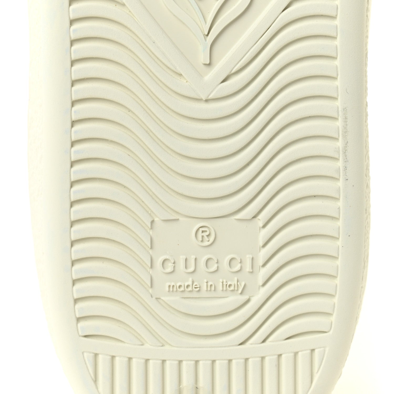 Gucci Calfskin Interlocking G Perforated Womens Ace Sneakers 38.5 White Grey Sky 9 of 10