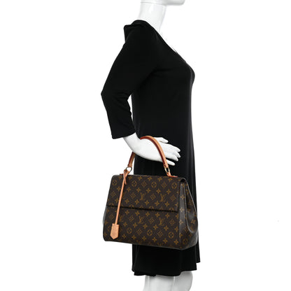 Louis Vuitton Monogram Cluny MM 2 of 10