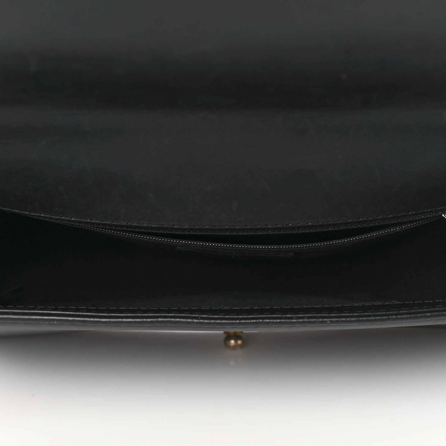 Chanel Calfskin Quilted New Medium Boy Top Handle Flap Black 4 of 10