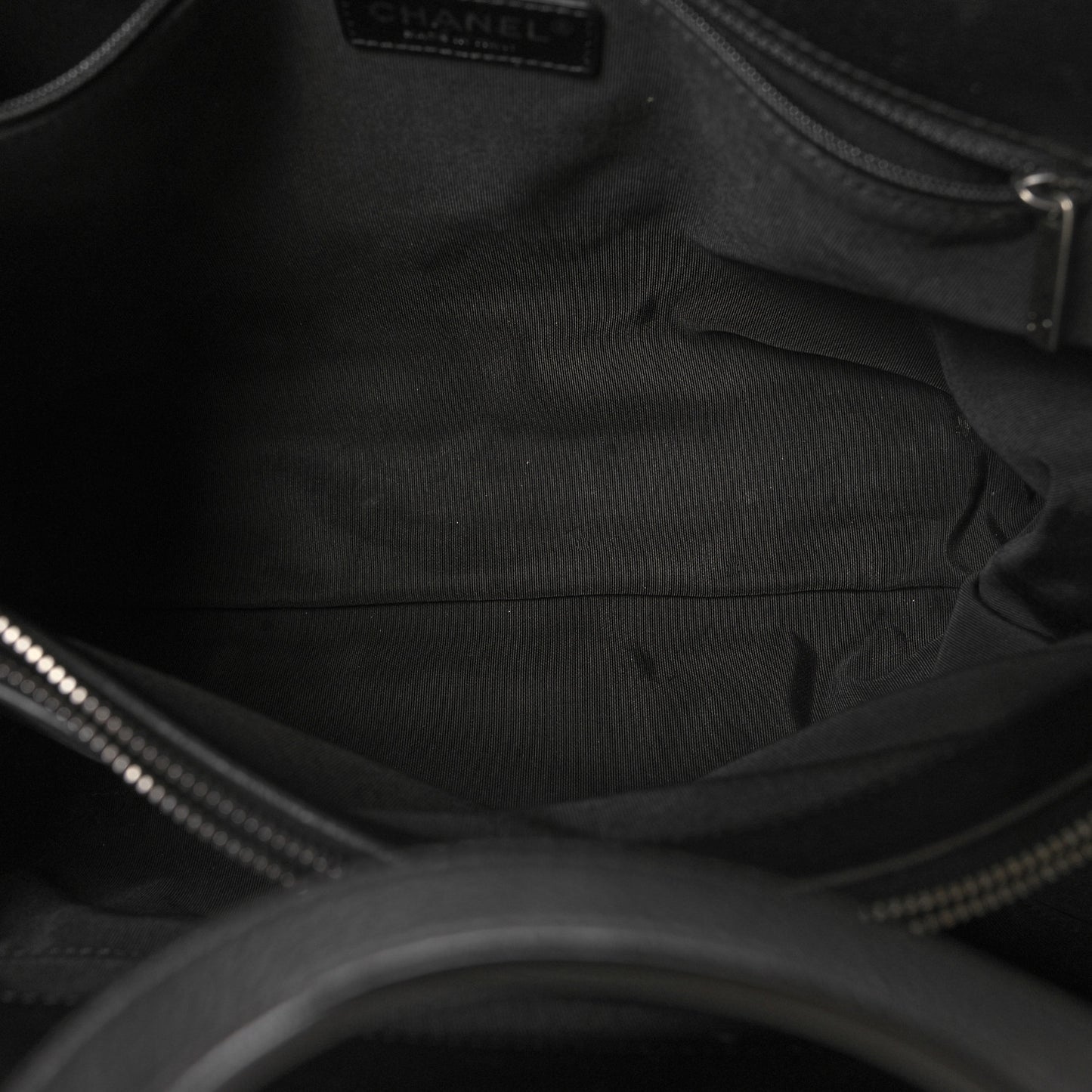 Caviar Quilted Large Casual Pocket Tote Black