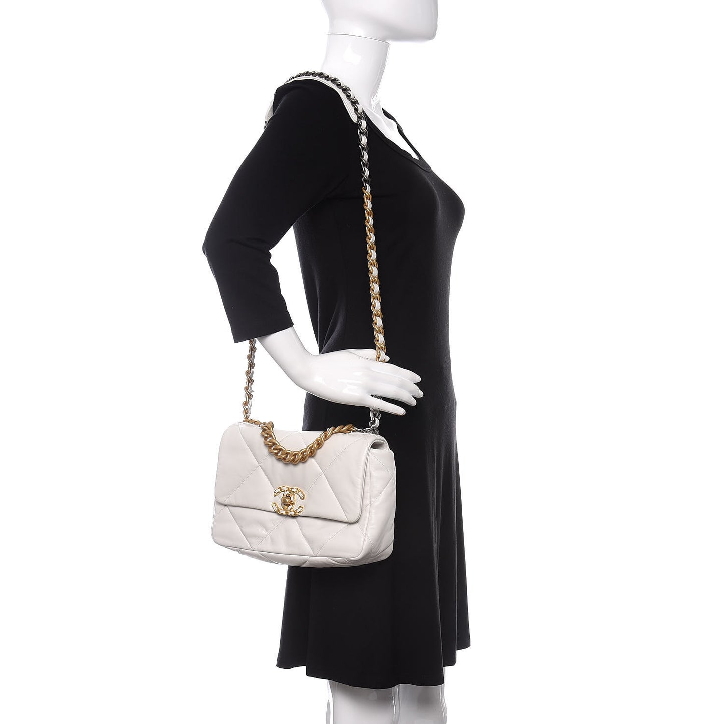 Lambskin Quilted Medium 19 Flap White