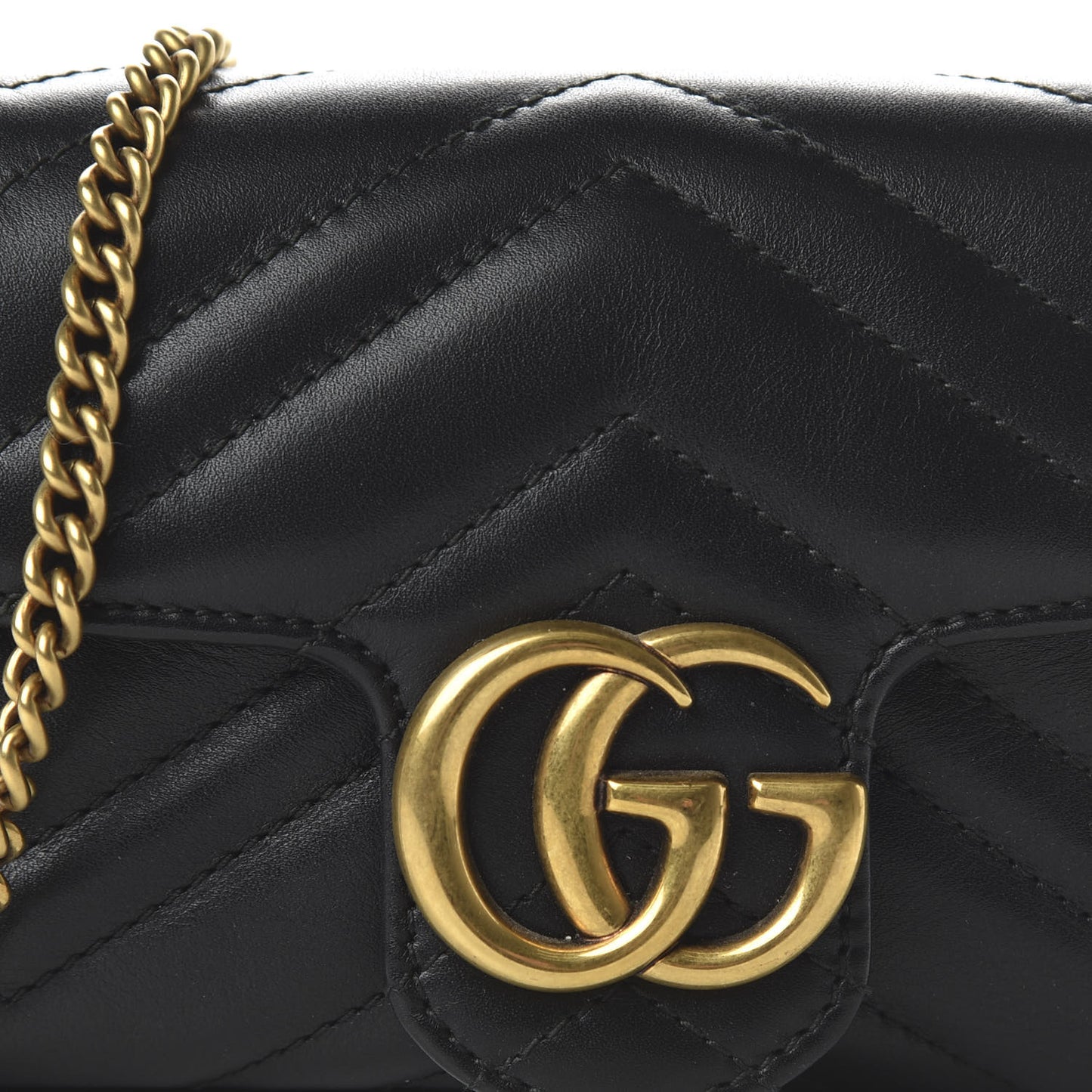 Calfskin Matelasse Super Mini GG Marmont Shoulder Bag Black