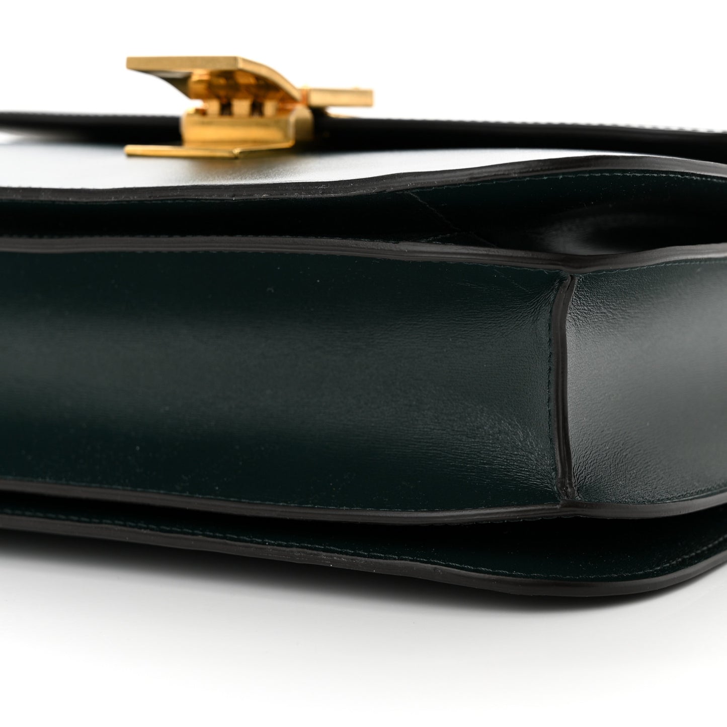 Box Calfskin Classic Box Medium Flap Bag Amazone
