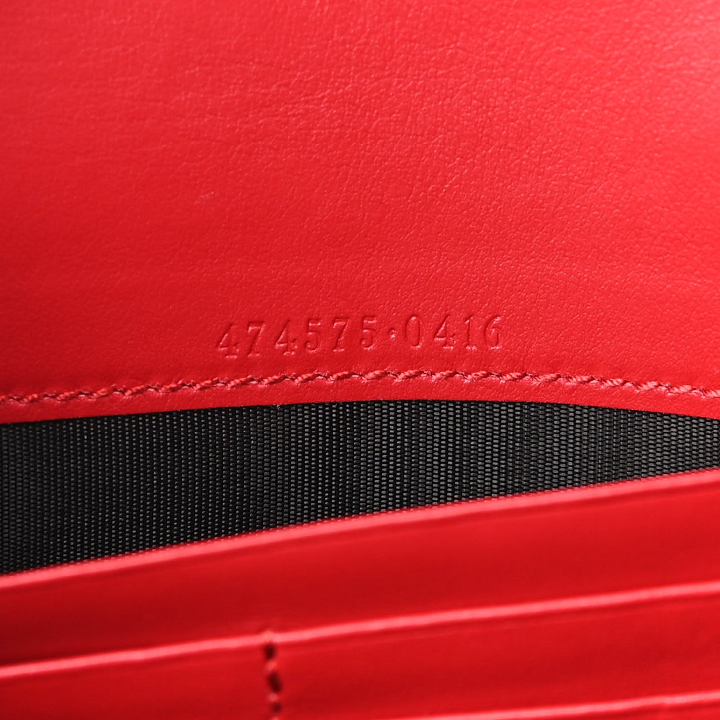 Calfskin Matelasse GG Marmont Chain Wallet Hibiscus Red