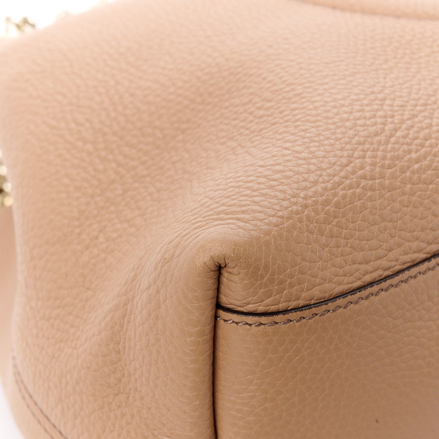 Pebbled Calfskin Medium Soho Chain Shoulder Bag Camelia