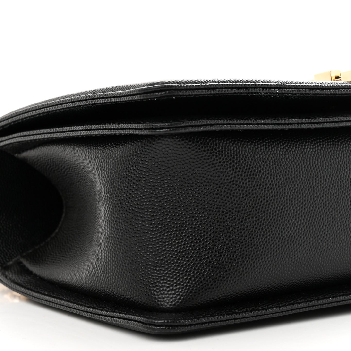 Caviar Chevron Quilted Medium Boy Flap Black
