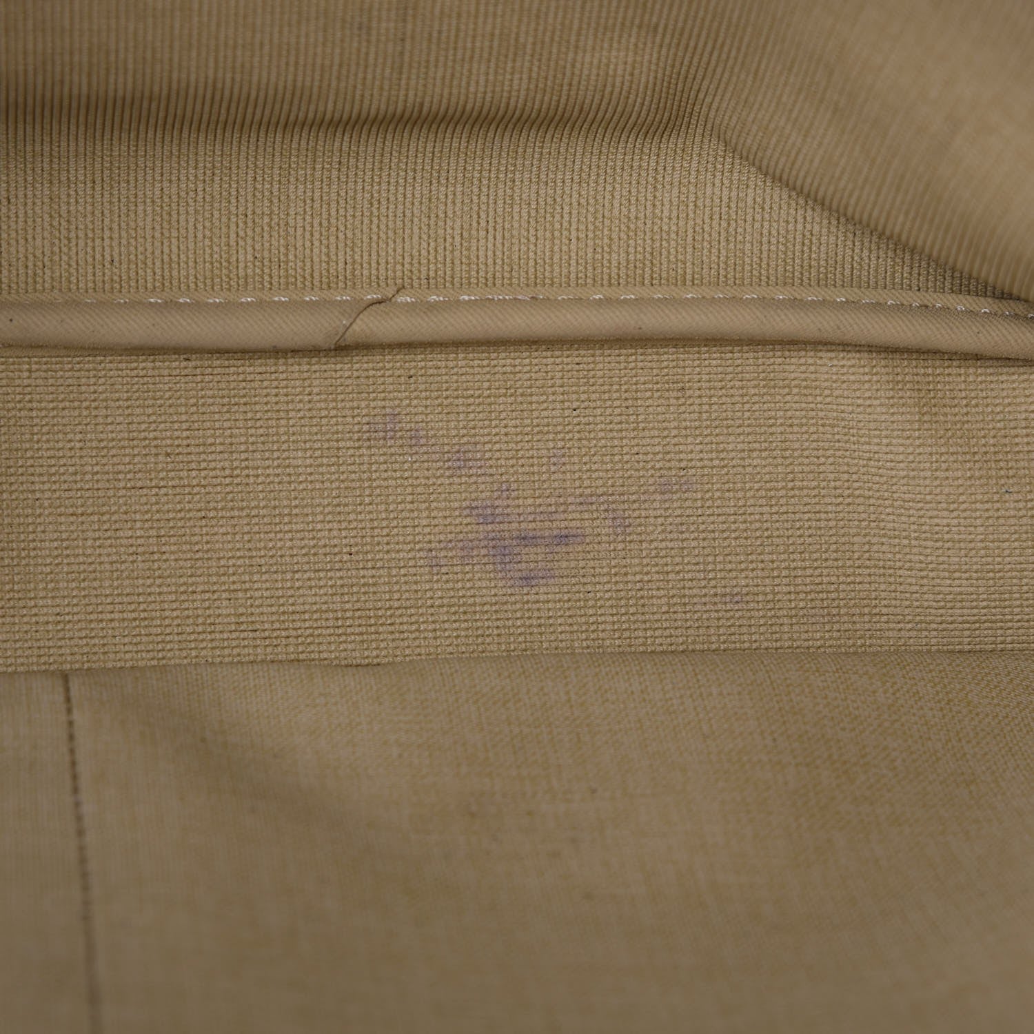 Louis Vuitton Monogram Reporter GM 7 of 12