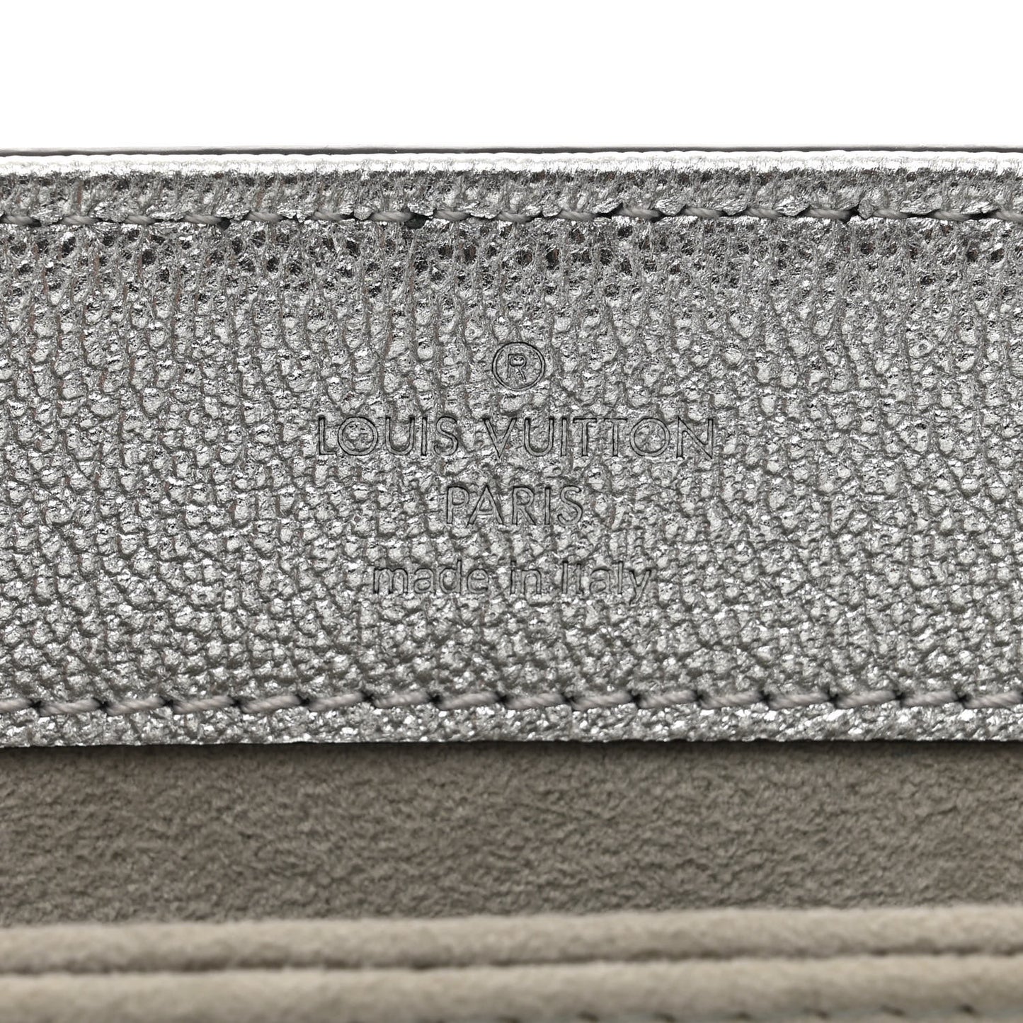 Cuir Plume Ecume Very Chain Bag Argent