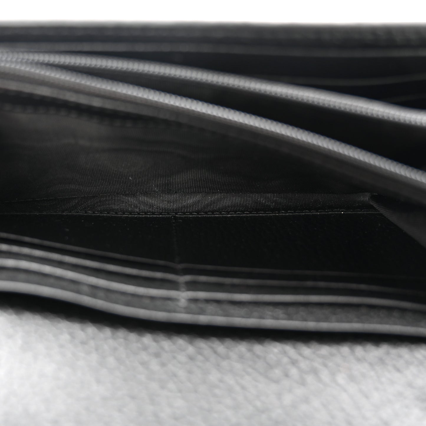 Dollar Calfskin GG Supreme Monogram Petite GG Marmont Wallet Chain Bag Black Beige Ebony