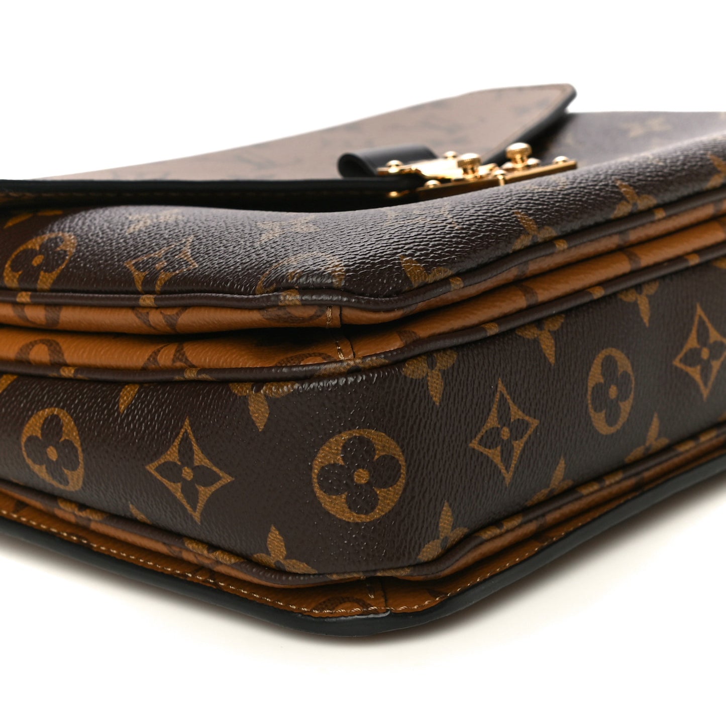 Reverse Monogram Pochette Metis