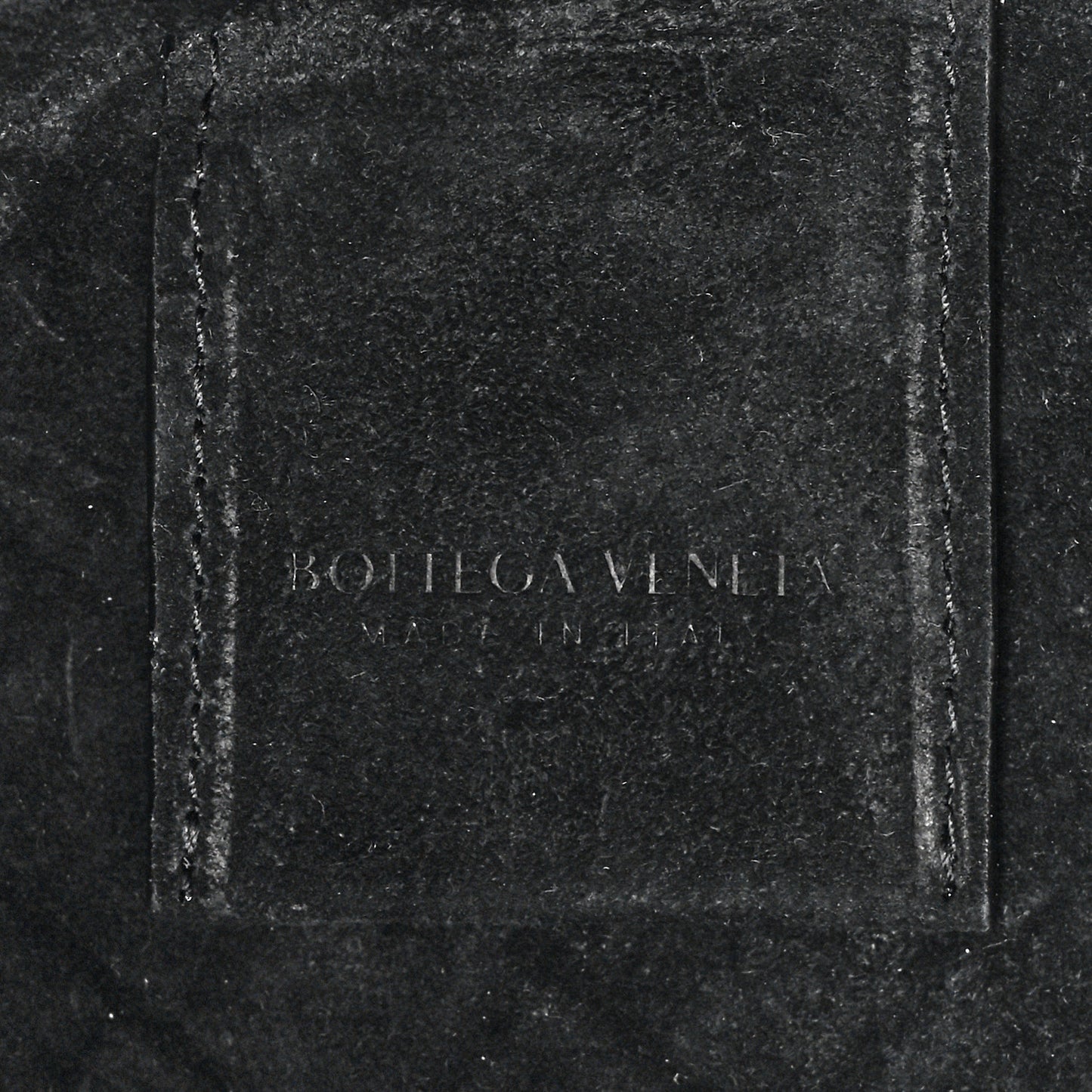 Calfskin Intrecciato Picnic Black