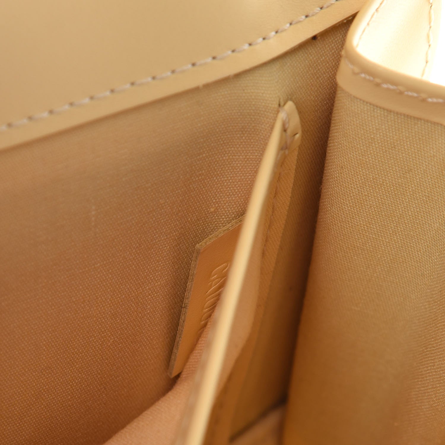 Louis Vuitton Epi Honfleur Vanilla 6 of 11