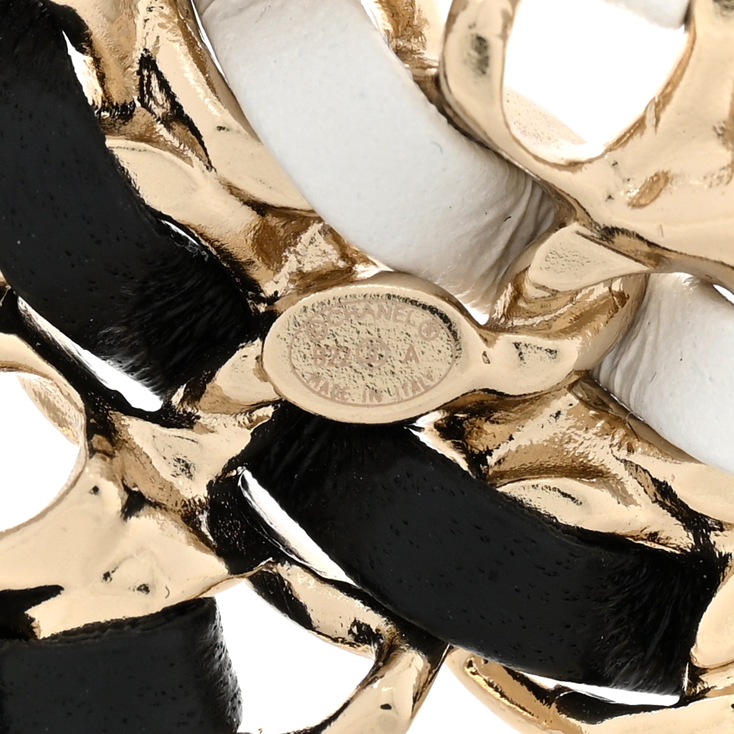 Chanel Lambskin Chain CC Brooch Black White Gold 4 of 7
