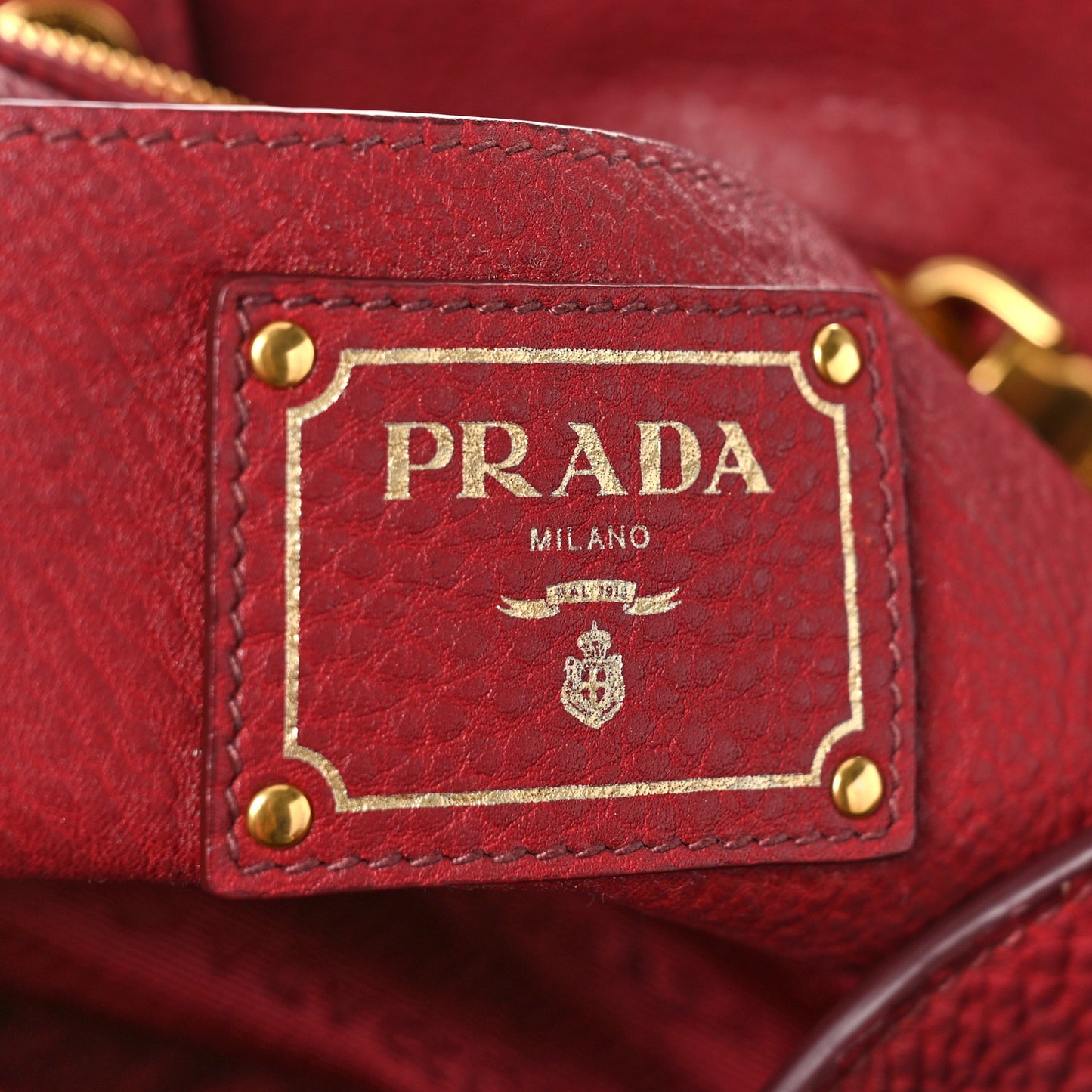 Vitello Daino Tote Rosso