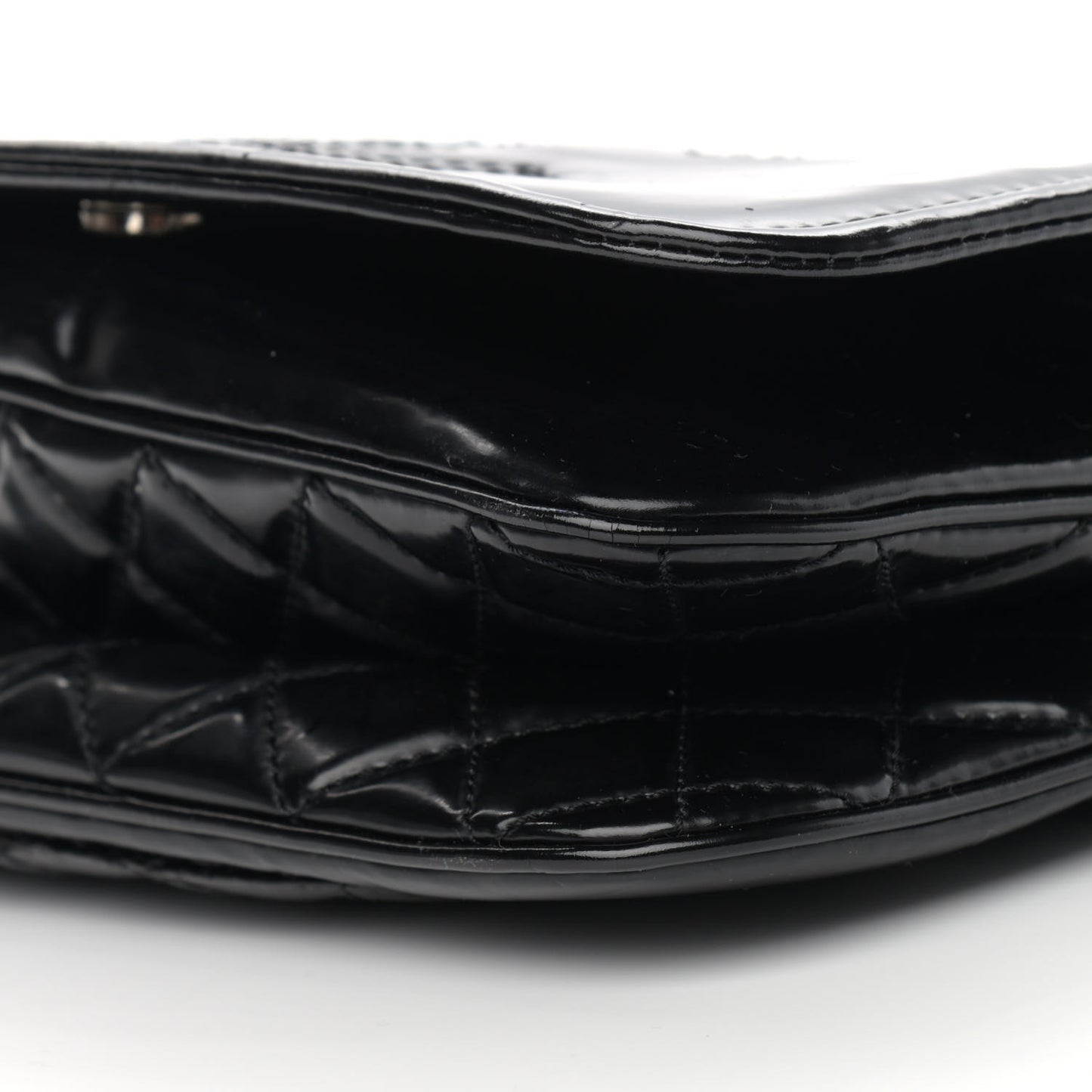Vinyl Small Lipstick Flap Black