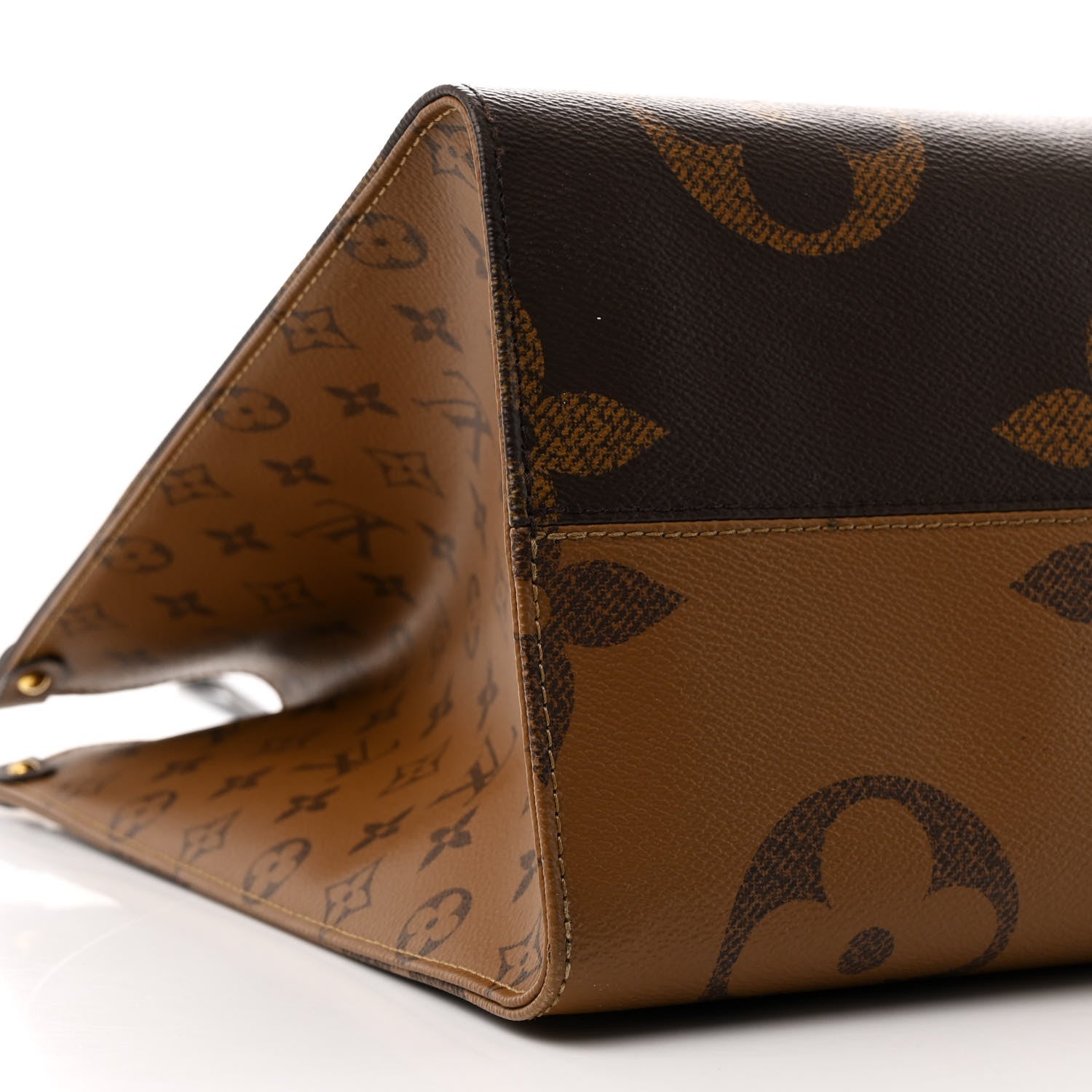 Louis Vuitton Reverse Monogram Giant Onthego GM 9 of 10