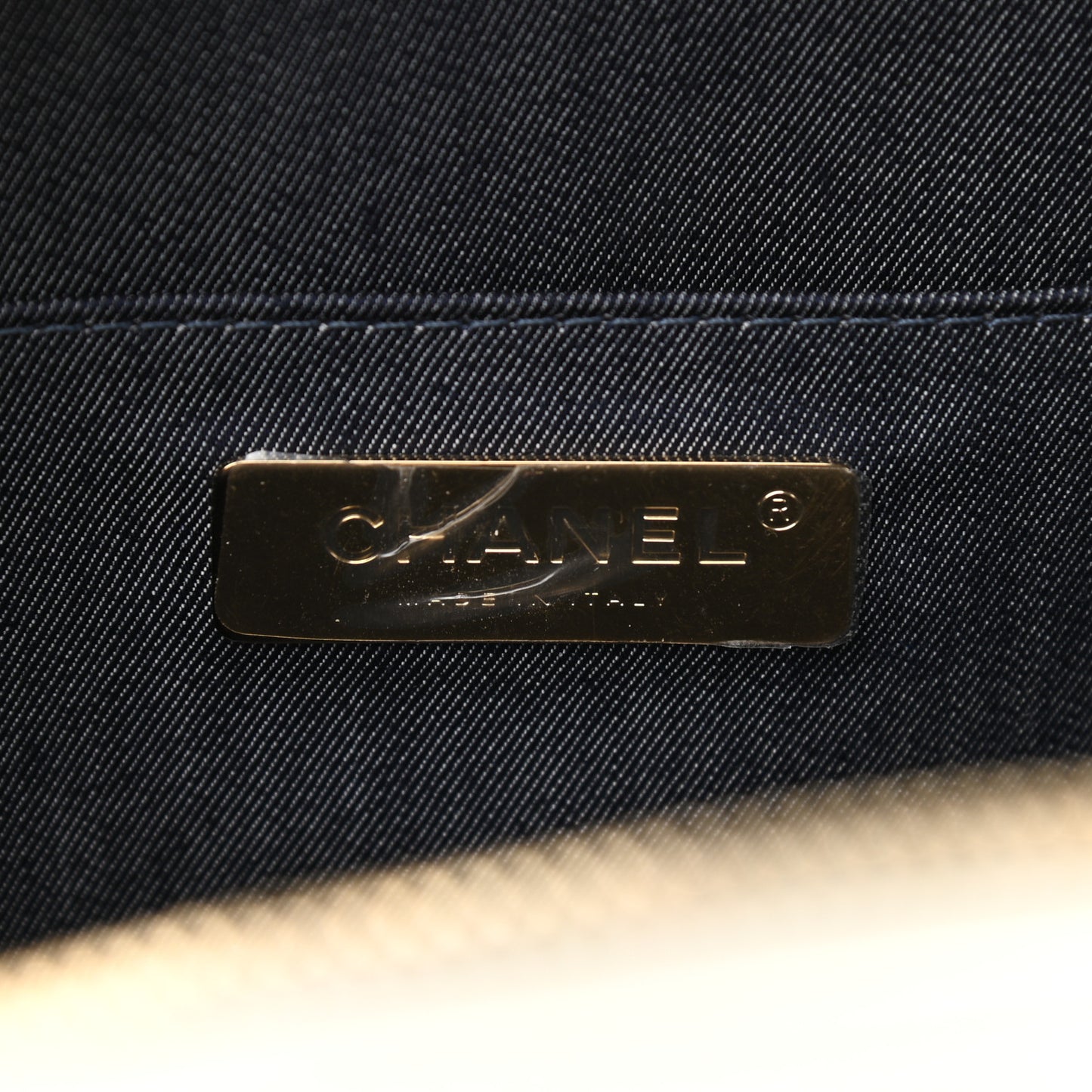 Crumpled Calfskin Cotton Small En Vogue Round Bag Black