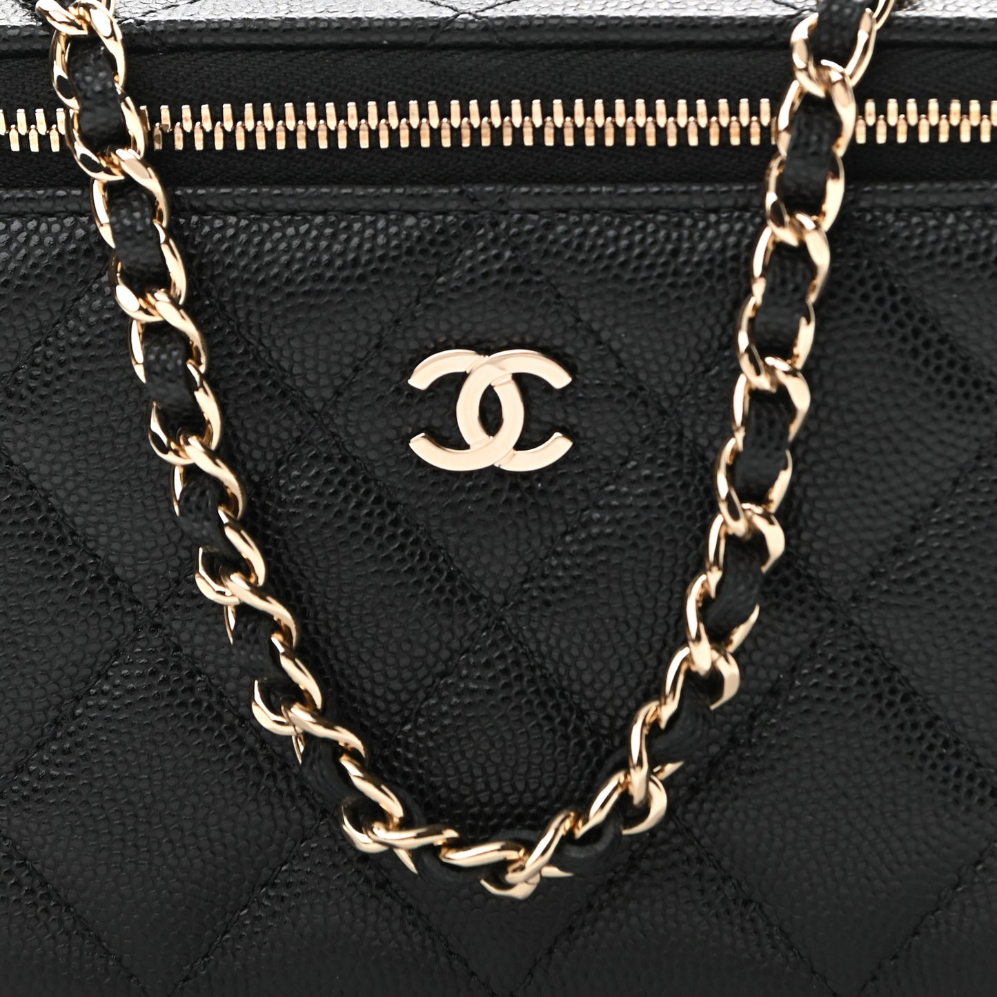 Caviar Quilted Small Vanity Case With Chain Black