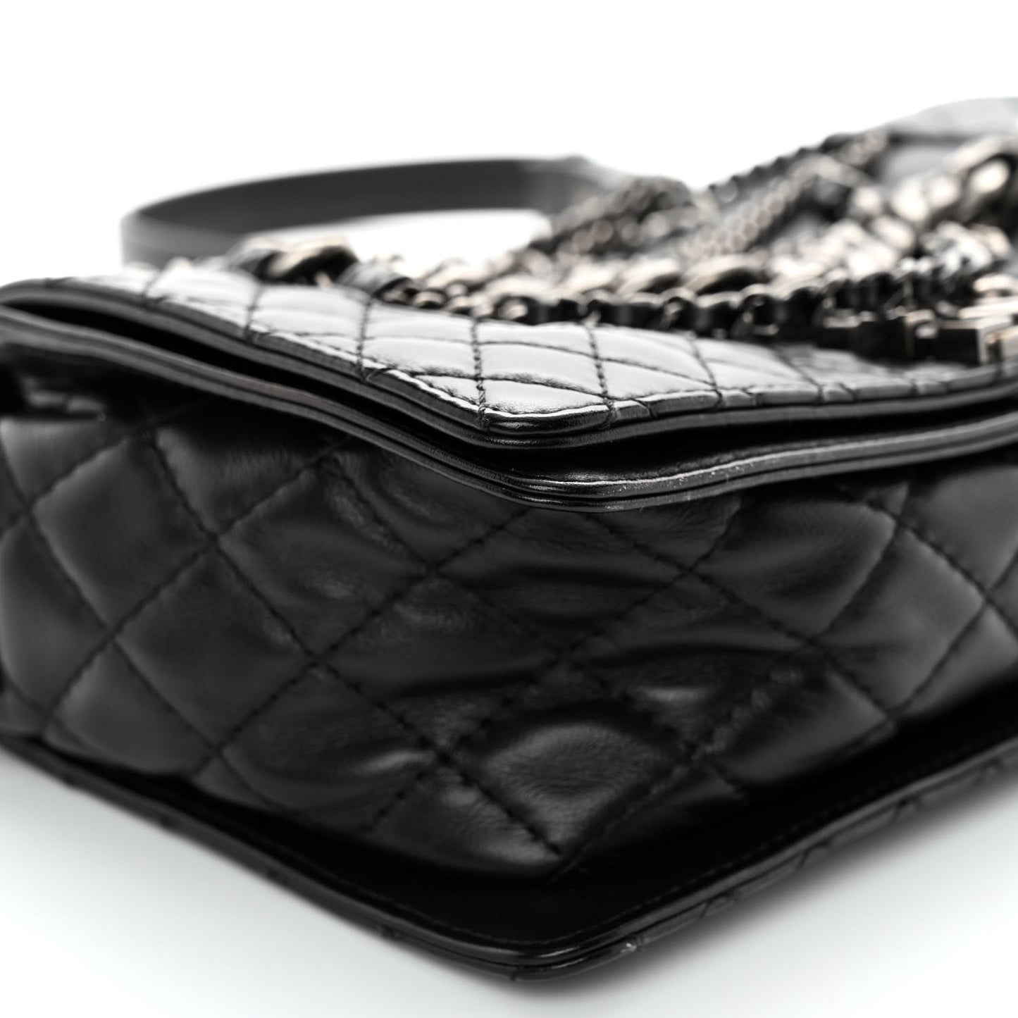 Calfskin Enchained Medium Boy Flap Black