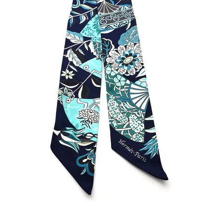 Hermes Silk Fleurs et Papillons de Tissus Twilly Bleu 2 of 4