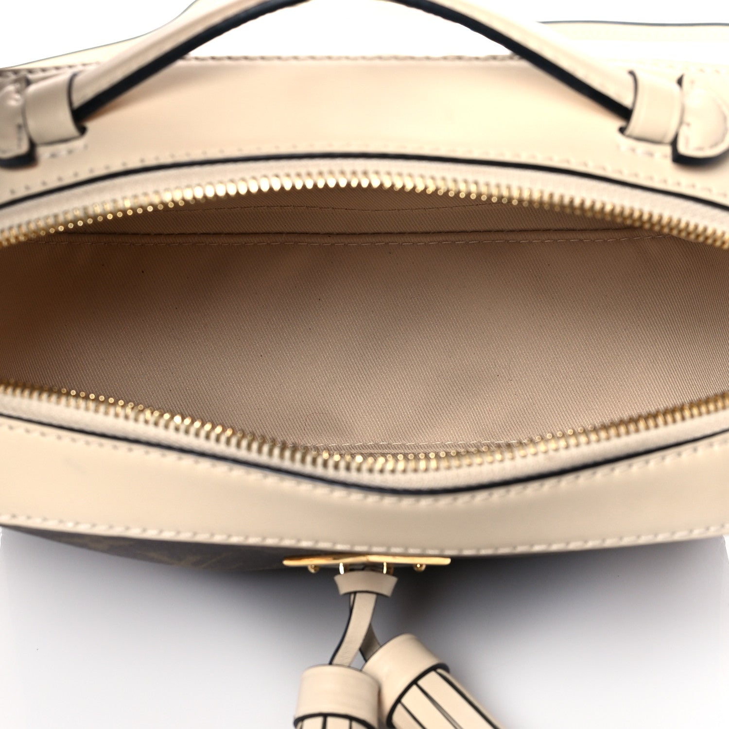 Louis Vuitton Monogram Saintonge Creme 4 of 8