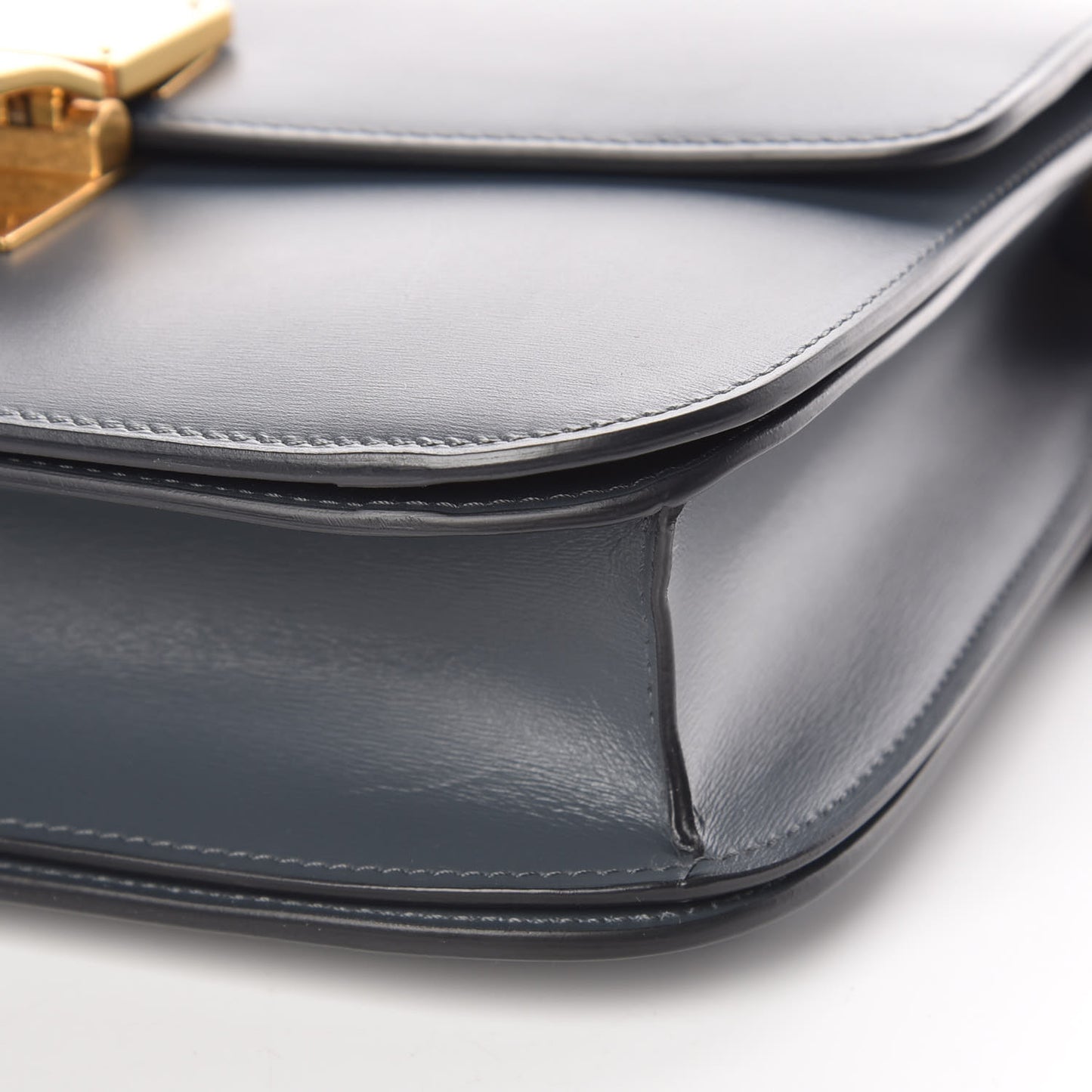 Box Calfskin Medium Classic Box Flap Bag Grey