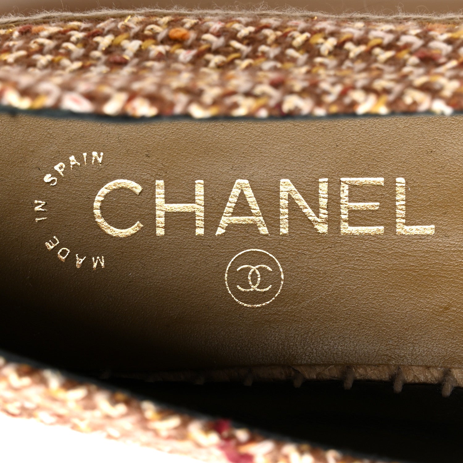 Chanel Tweed Patent CC Espadrilles 38 Beige Black Multicolor 9 of 10