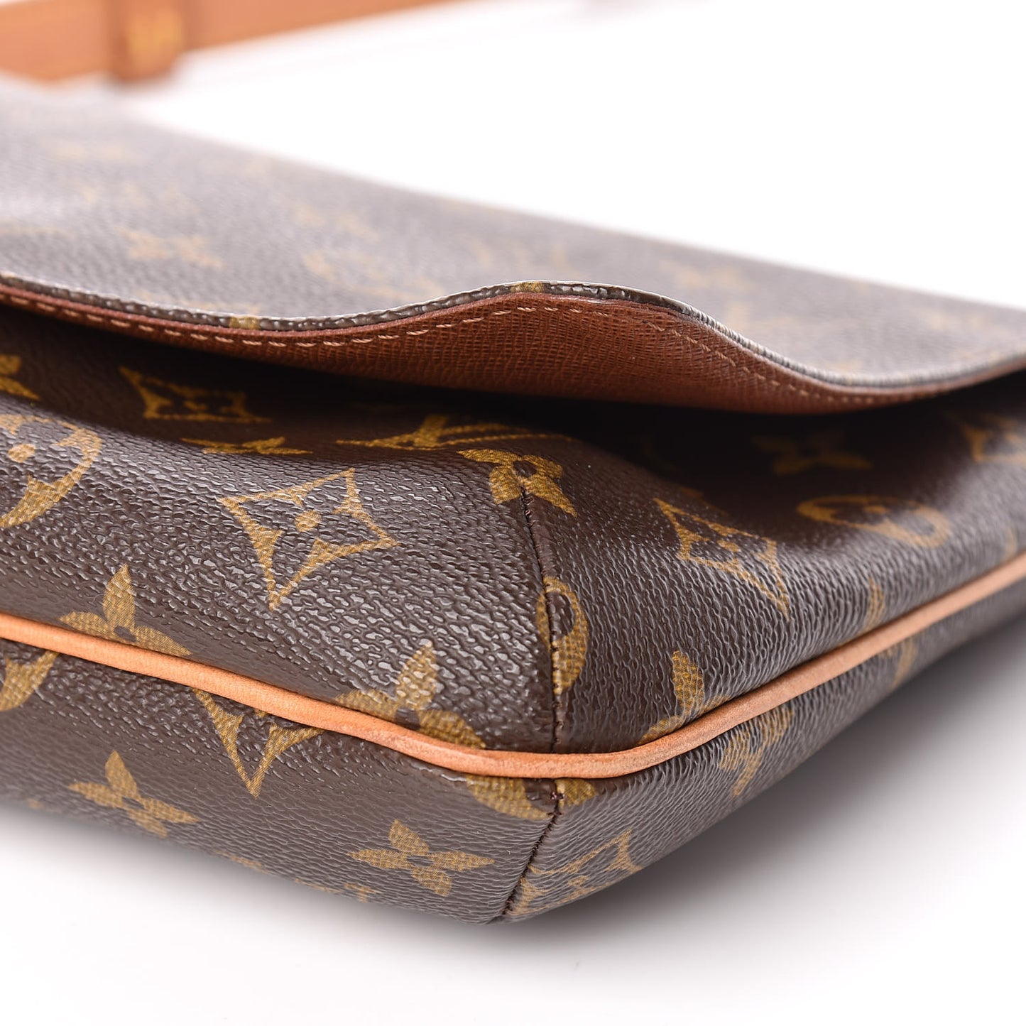 Monogram Musette Tango